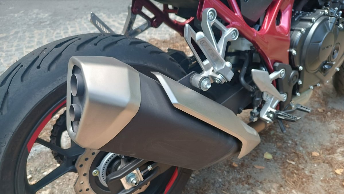 Honda CB750 Hornet