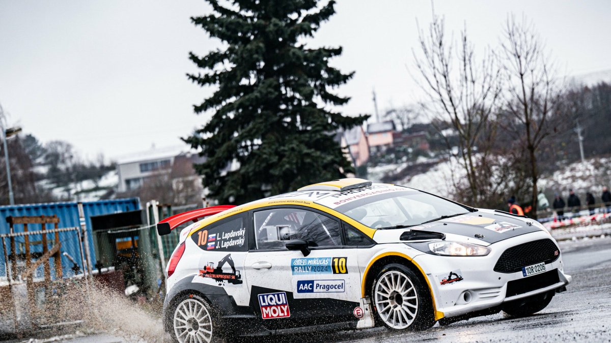 rally mikulas slusovice