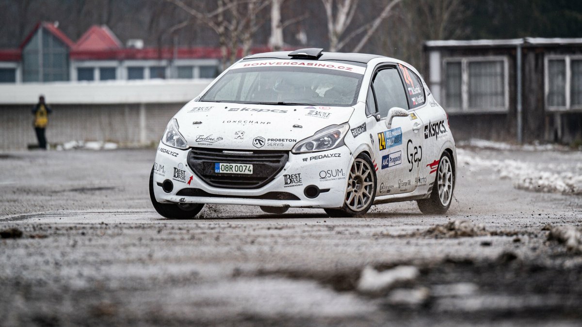 rally mikulas slusovice