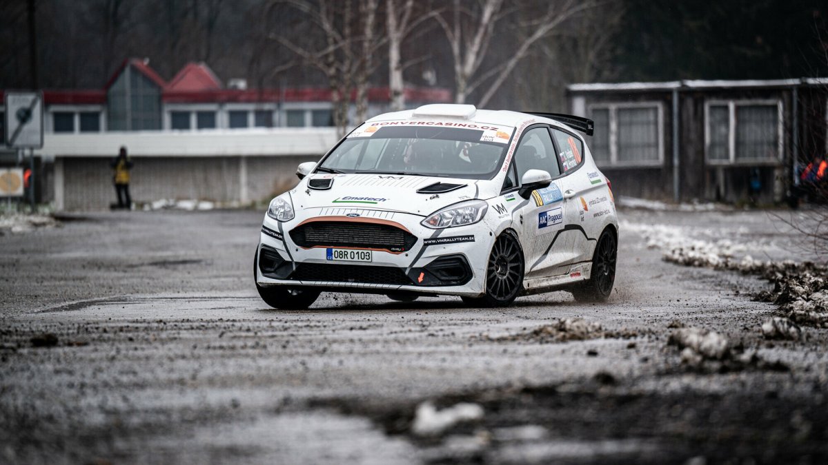rally mikulas slusovice