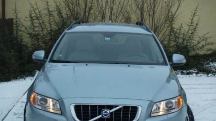 V70