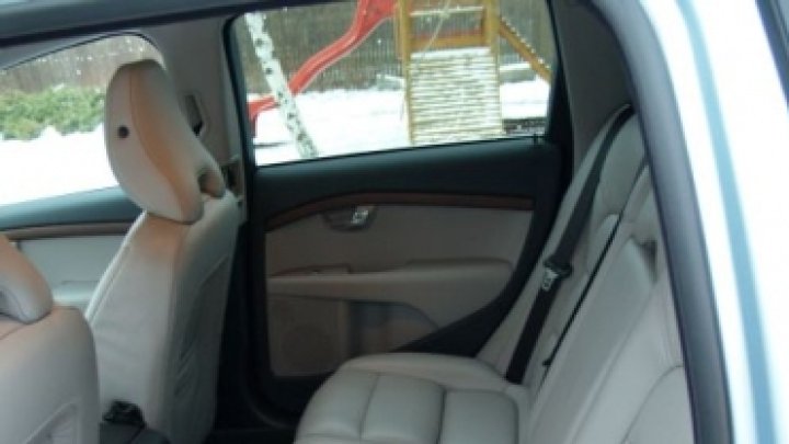 V70