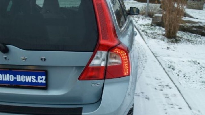 V70