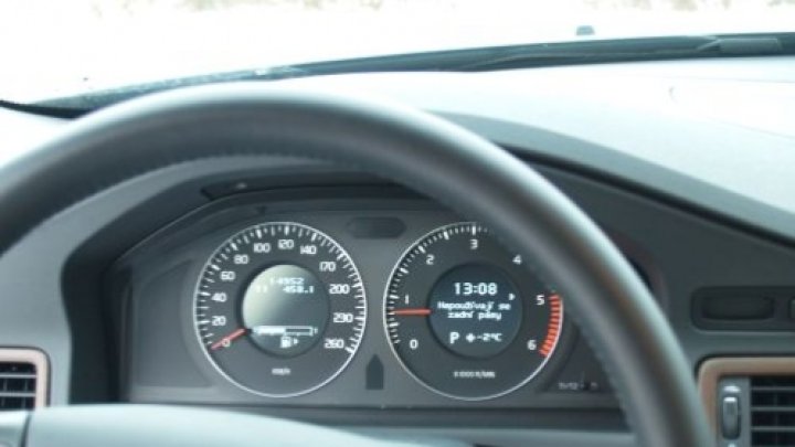 V70