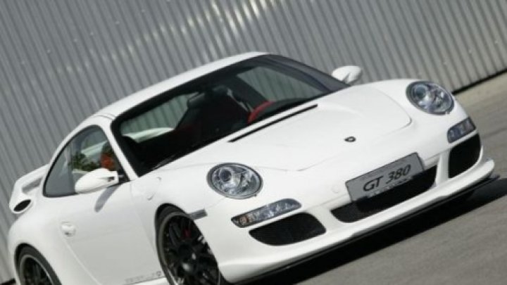 GT380