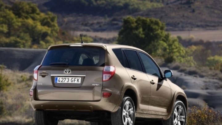 RAV 4
