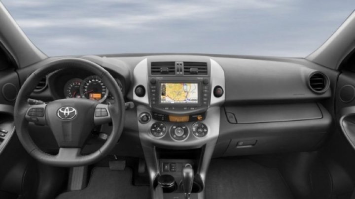 RAV 4