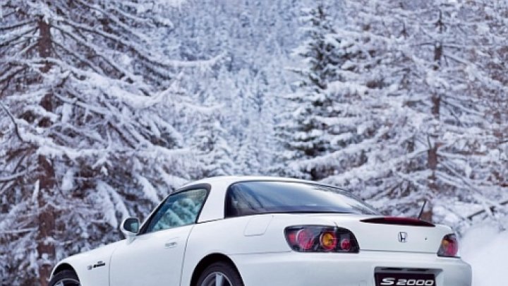 S2000