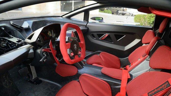 Lamborghini Sesto Elemento