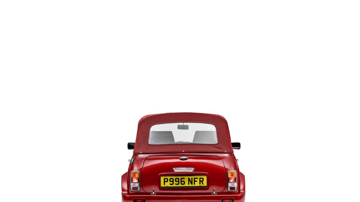 Celkem bylo vyrobeno 1081 aut, Mini Cabrio první generace.