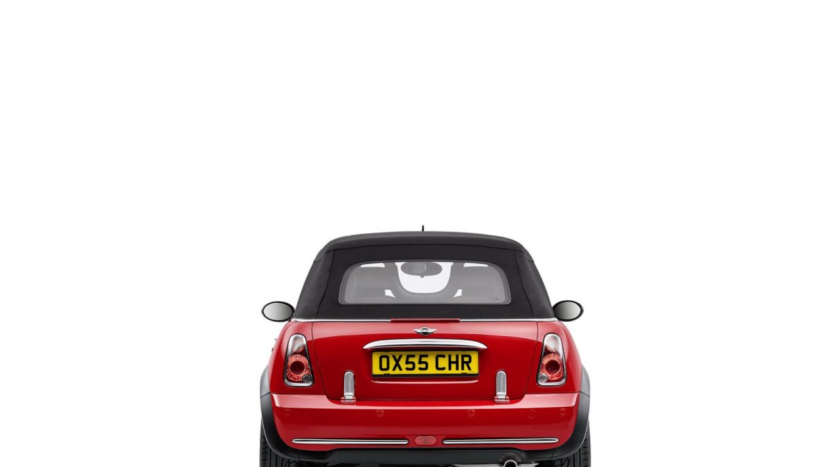 Celkem se vyrobilo na 164 000 aut, Mini Cabrio druhé generace.