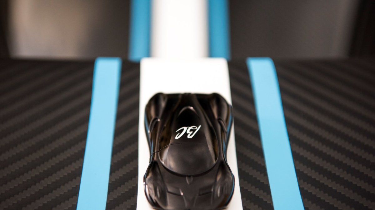 Pagani Huayra BC je nejlehčím homologovaným hypersportem, má 1218 kilogramů a 800 koní.