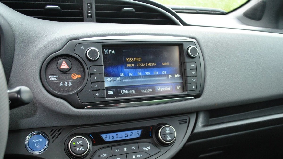 Toyota Yaris 1.5 HSD Hybrid (2016)