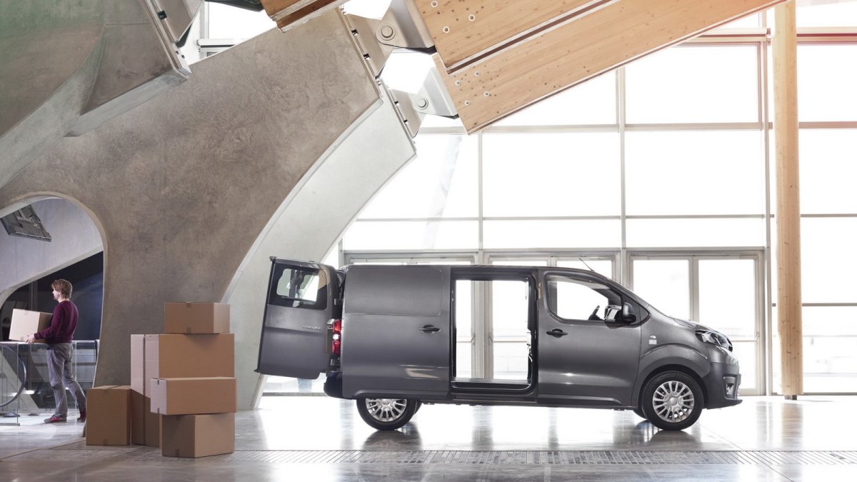 Toyota Proace Van