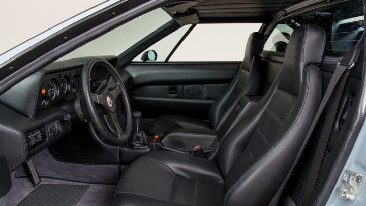 Jediná silniční BMW M1 Procar má zajímavý osud, renovace je dílem společnosti Canepa.