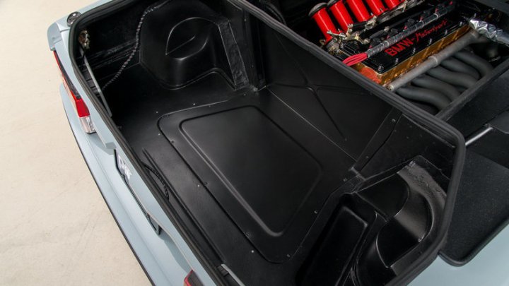 Jediná silniční BMW M1 Procar má zajímavý osud, renovace je dílem společnosti Canepa.