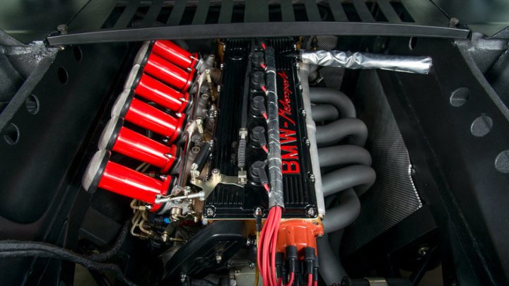 Jediná silniční BMW M1 Procar má zajímavý osud, renovace je dílem společnosti Canepa.