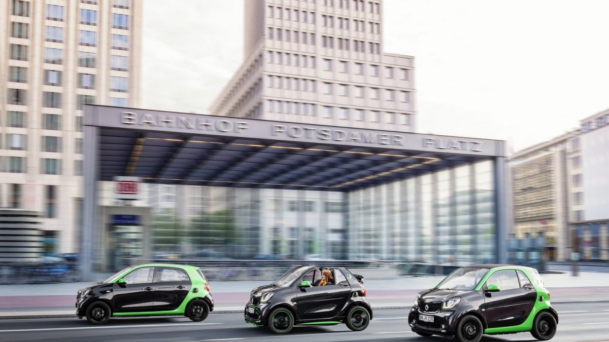 Smart představuje čtvrtou generaci modelů electric drive.
