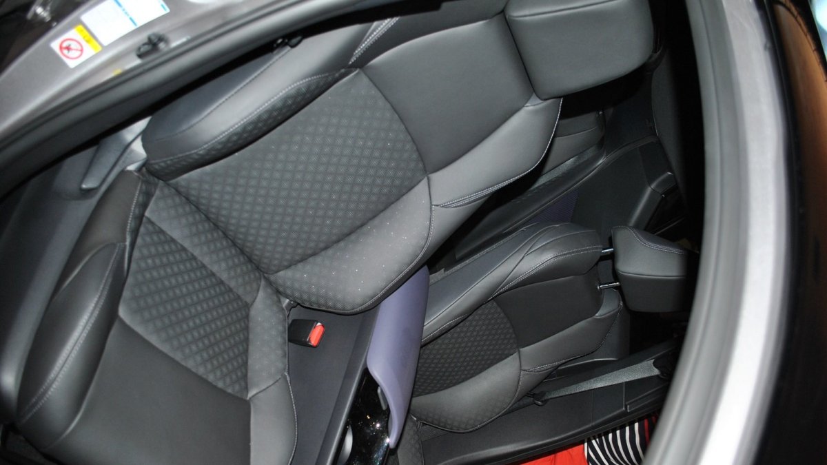 Autoshow Praha 2016 - Odtajnění podoby Hondy C-HR