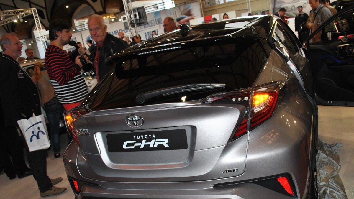 Autoshow Praha 2016 - Odtajnění podoby Hondy C-HR