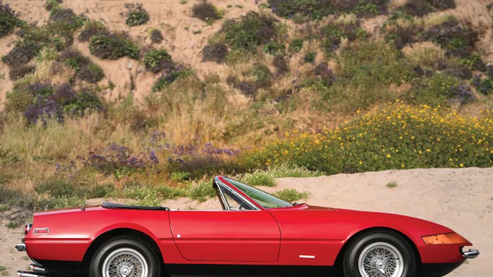 Ferrari 365 GTS/4 Daytona Spider