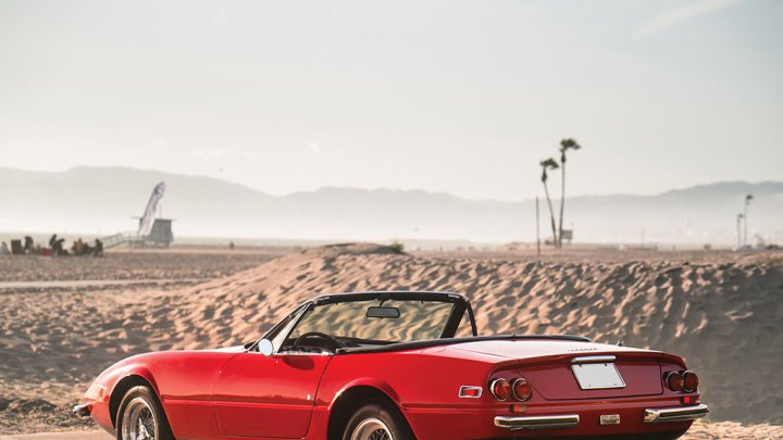 Ferrari 365 GTS/4 Daytona Spider