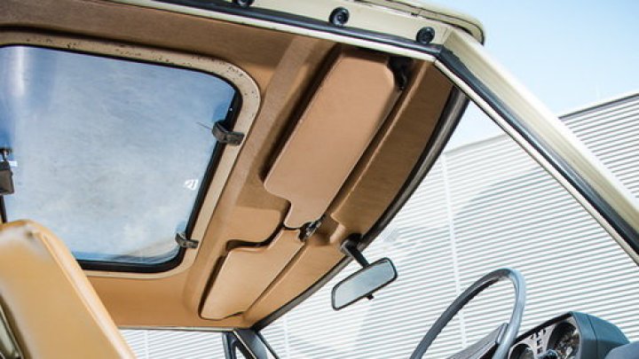 Range Rover Suffix 'A' z roku 1972