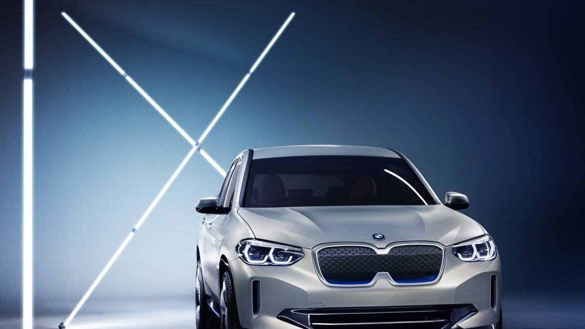 BMW Concept iX3