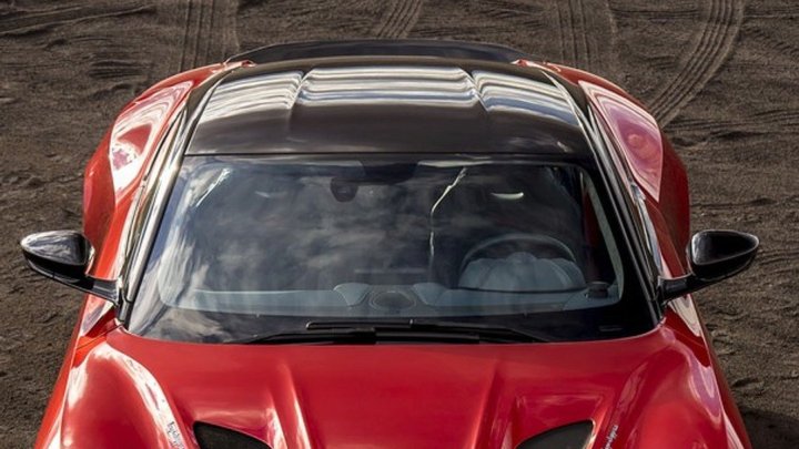 Aston Martin DBS Superleggera