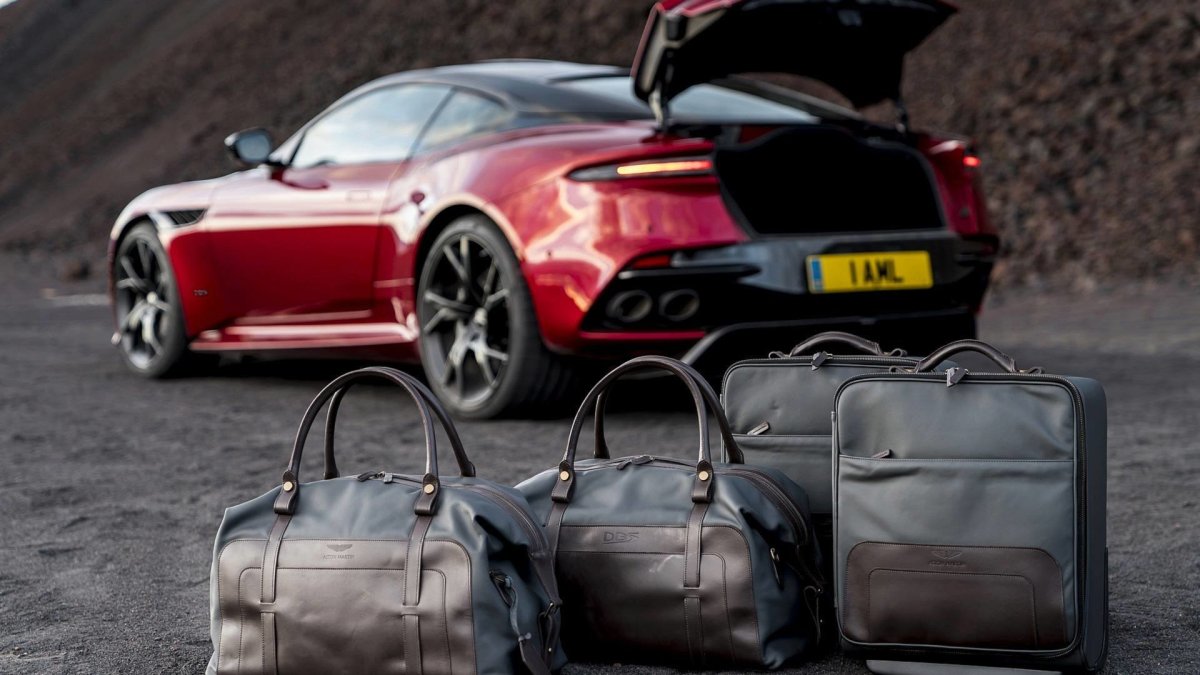 Aston Martin DBS Superleggera