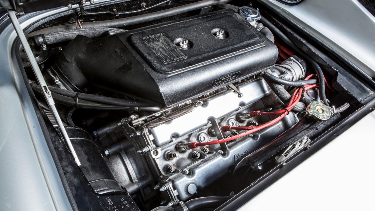 Ferrari 246 GT Dino, ve kterém během evropských turné cestoval Keith Richards z Rolling Stones