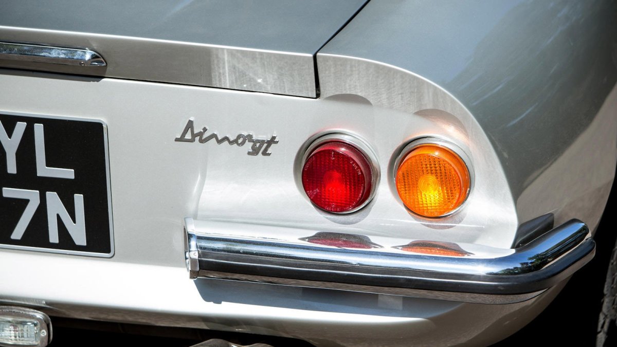 Ferrari 246 GT Dino, ve kterém během evropských turné cestoval Keith Richards z Rolling Stones