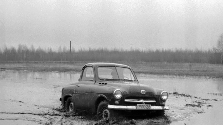 GAZ M-73