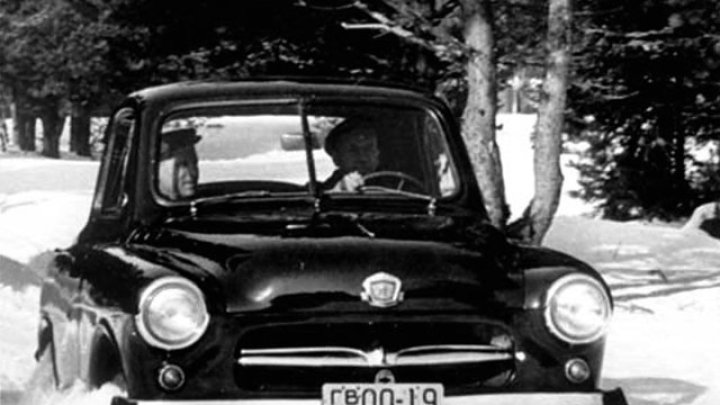 GAZ M-73