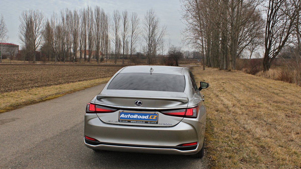 Lexus ES 300h Luxury