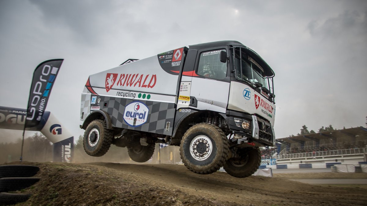 Mogul Dakar setkání