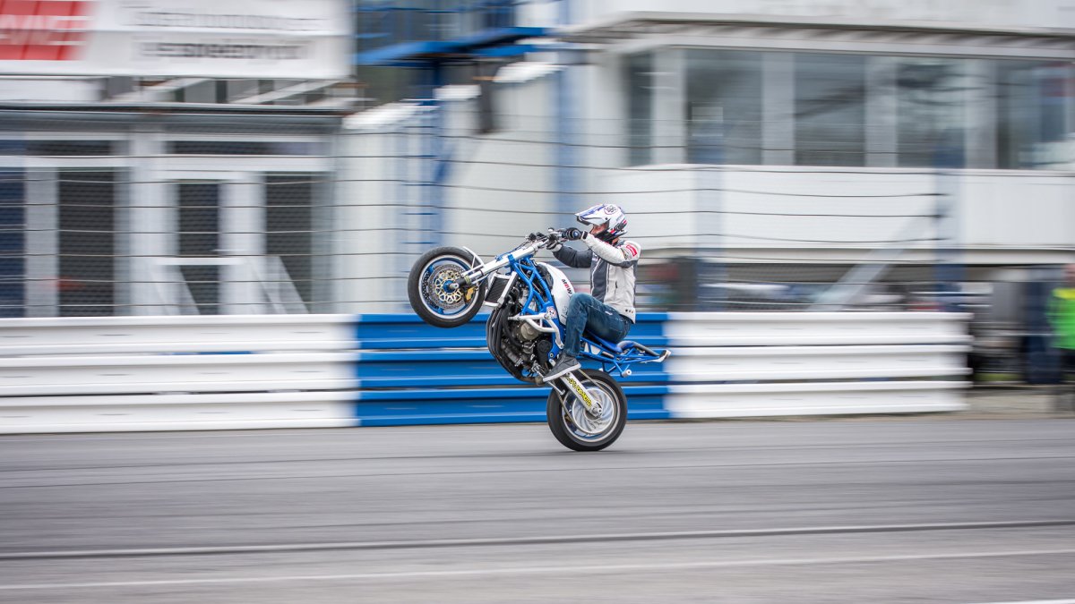 Mogul Dakar setkání