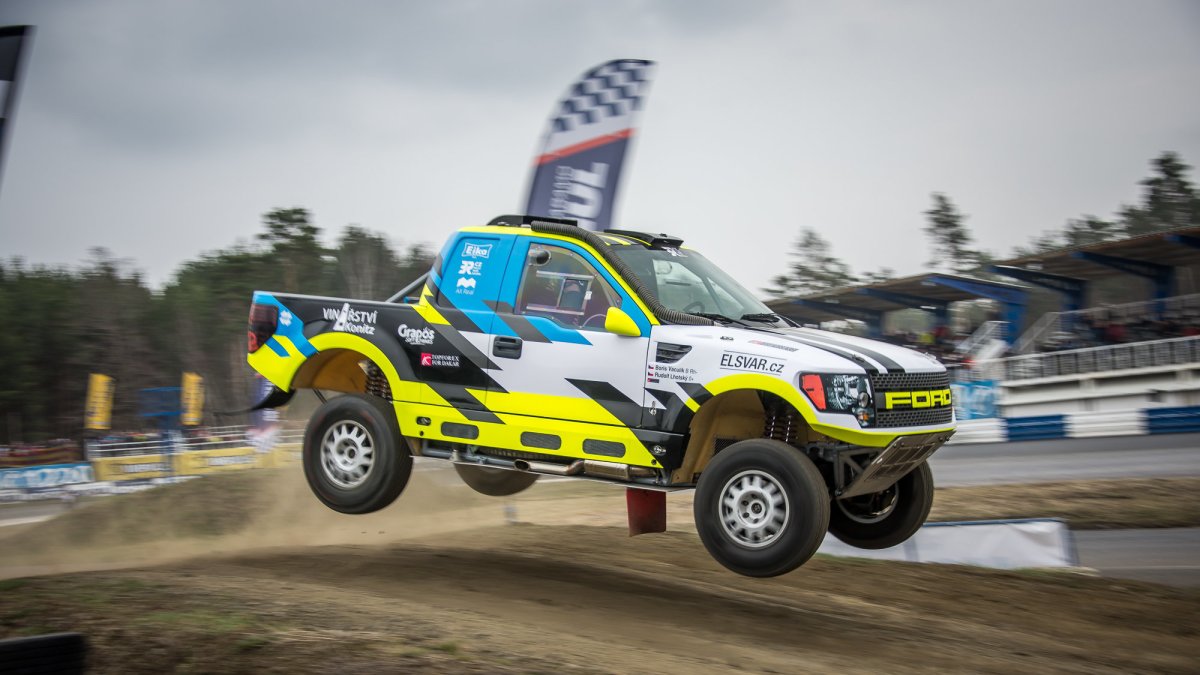 Mogul Dakar setkání