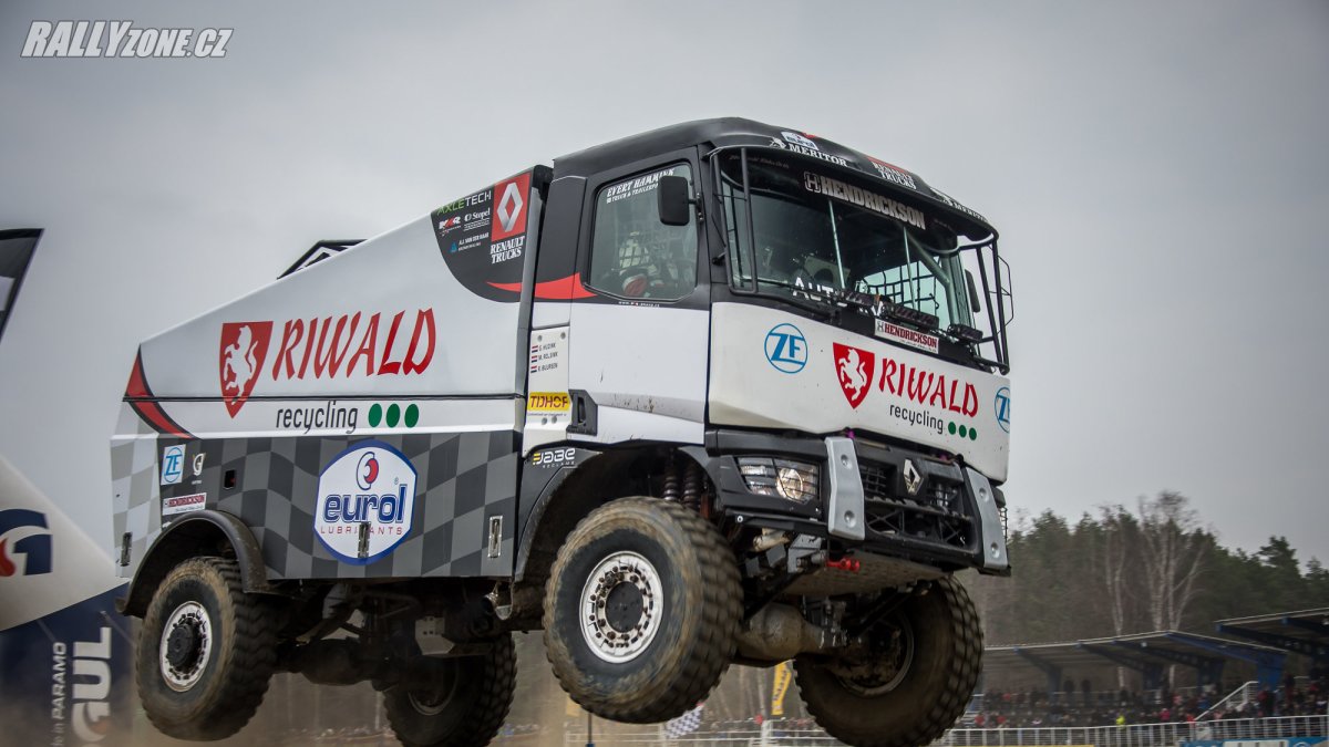 Mogul Dakar setkání