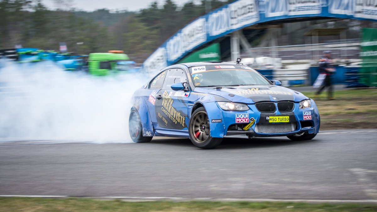 Mogul Dakar setkání