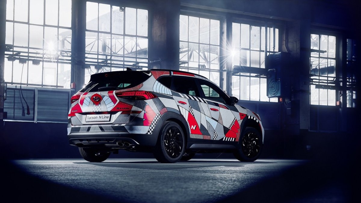 Hyundai pověřil umělce Andrease Preise, aby vytvořil „Drive A Statement“ Project Tucson: přitažlivou ilustraci na novém modelu Tucson N Line