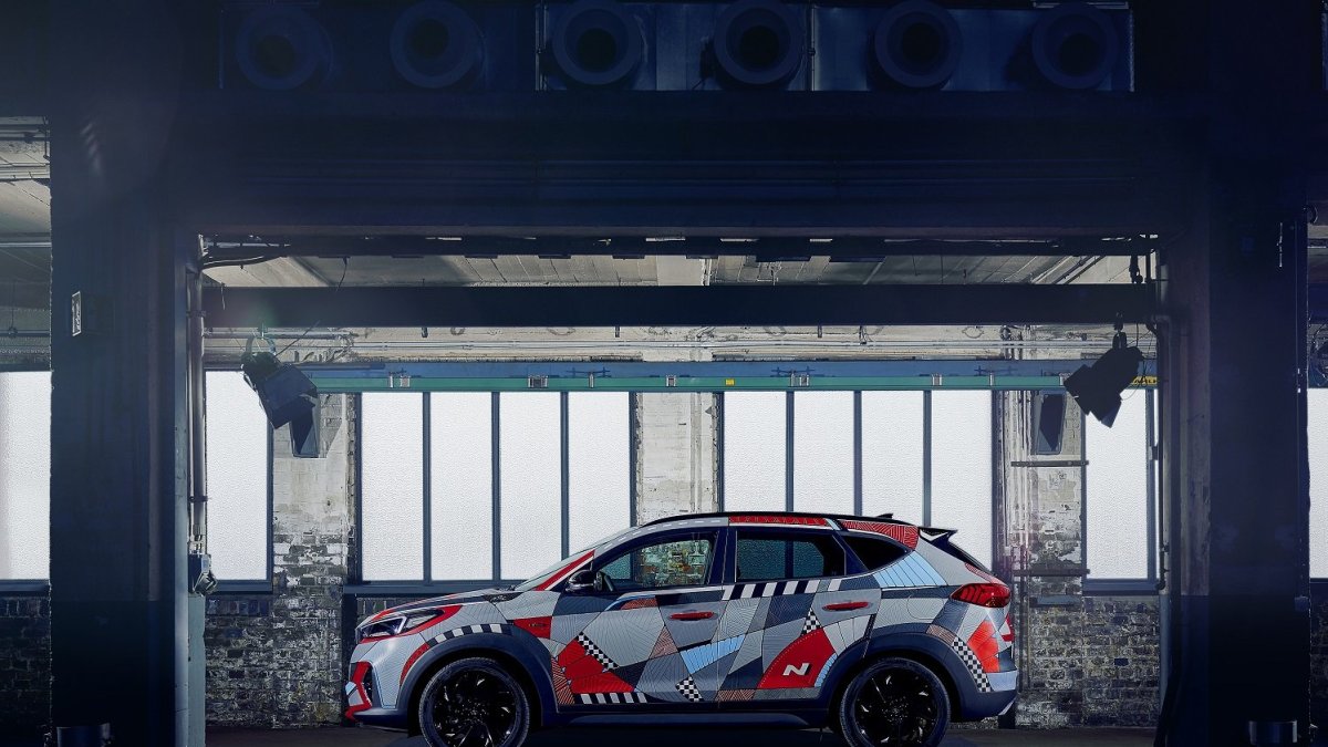 Hyundai pověřil umělce Andrease Preise, aby vytvořil „Drive A Statement“ Project Tucson: přitažlivou ilustraci na novém modelu Tucson N Line