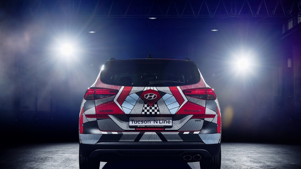 Hyundai pověřil umělce Andrease Preise, aby vytvořil „Drive A Statement“ Project Tucson: přitažlivou ilustraci na novém modelu Tucson N Line
