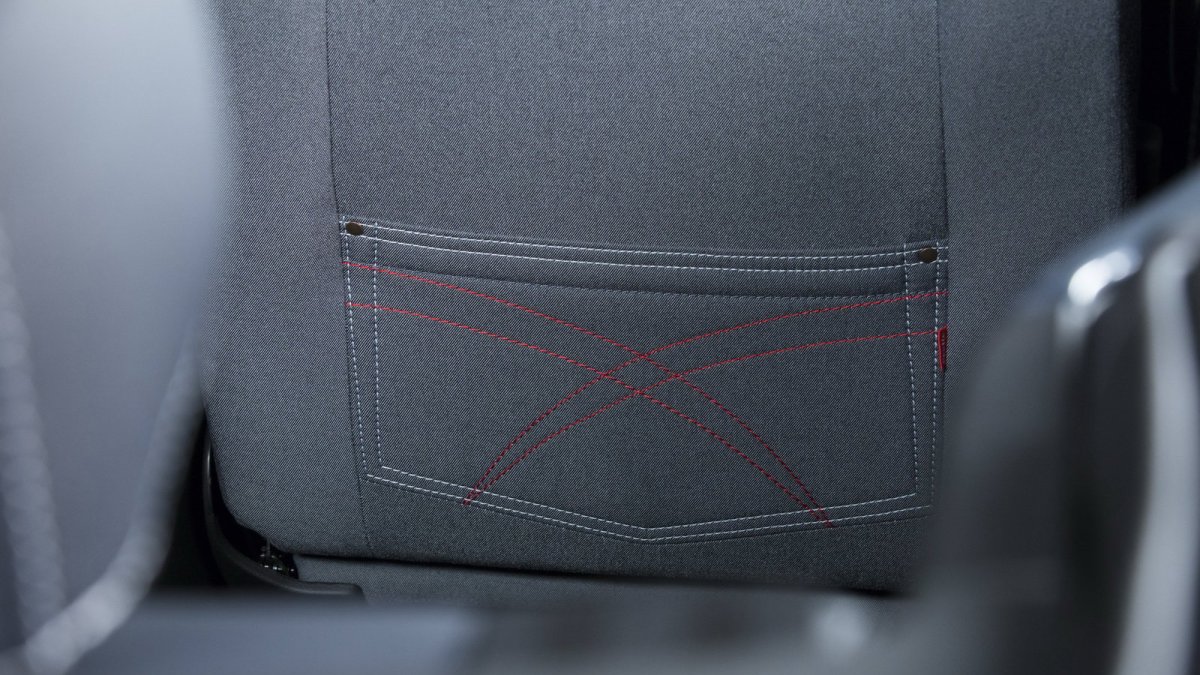 Čalounění sedadel připomíná džínovinu, Volkswagen Beetle Denim.