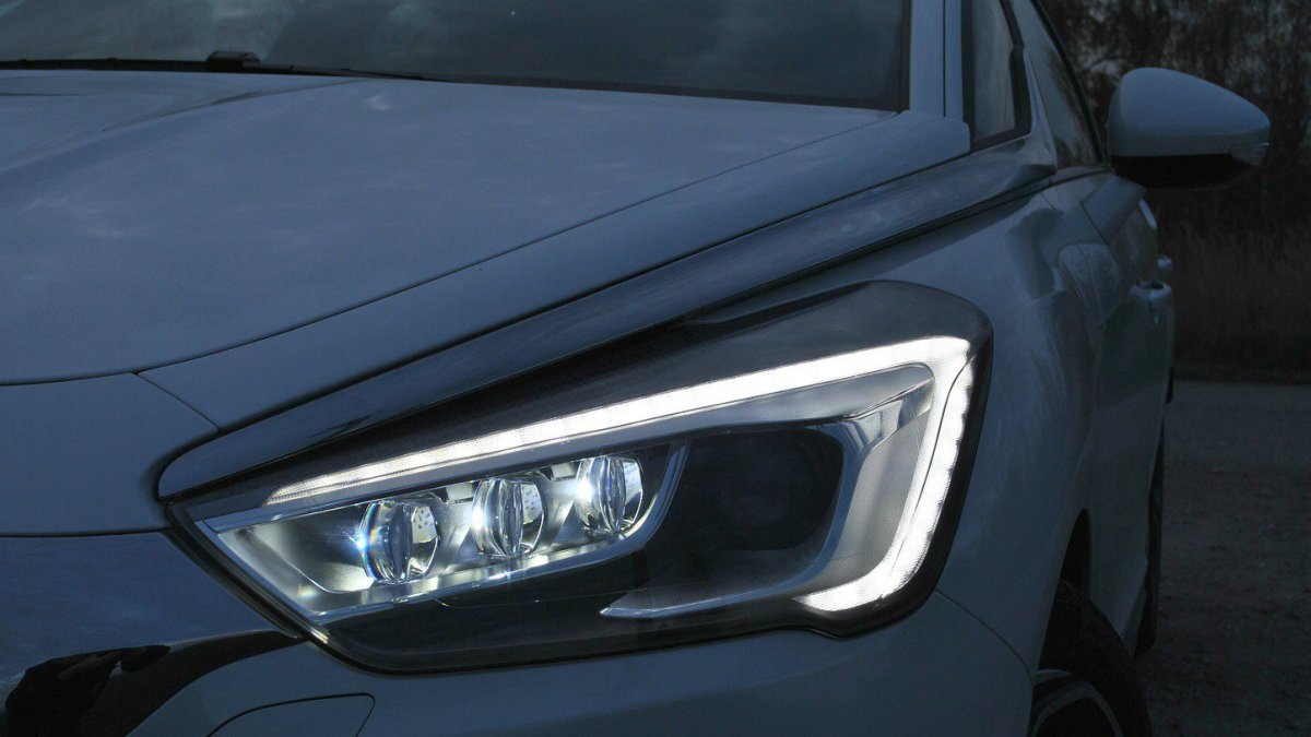 DS 5 Hybrid 4x4 (2015)