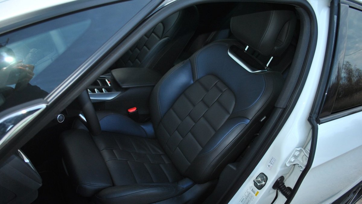 DS 5 Hybrid 4x4 (2015)