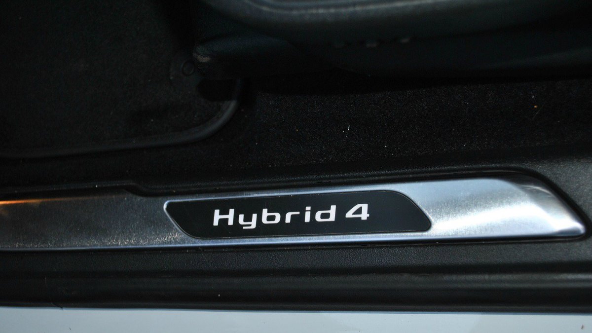 DS 5 Hybrid 4x4 (2015)