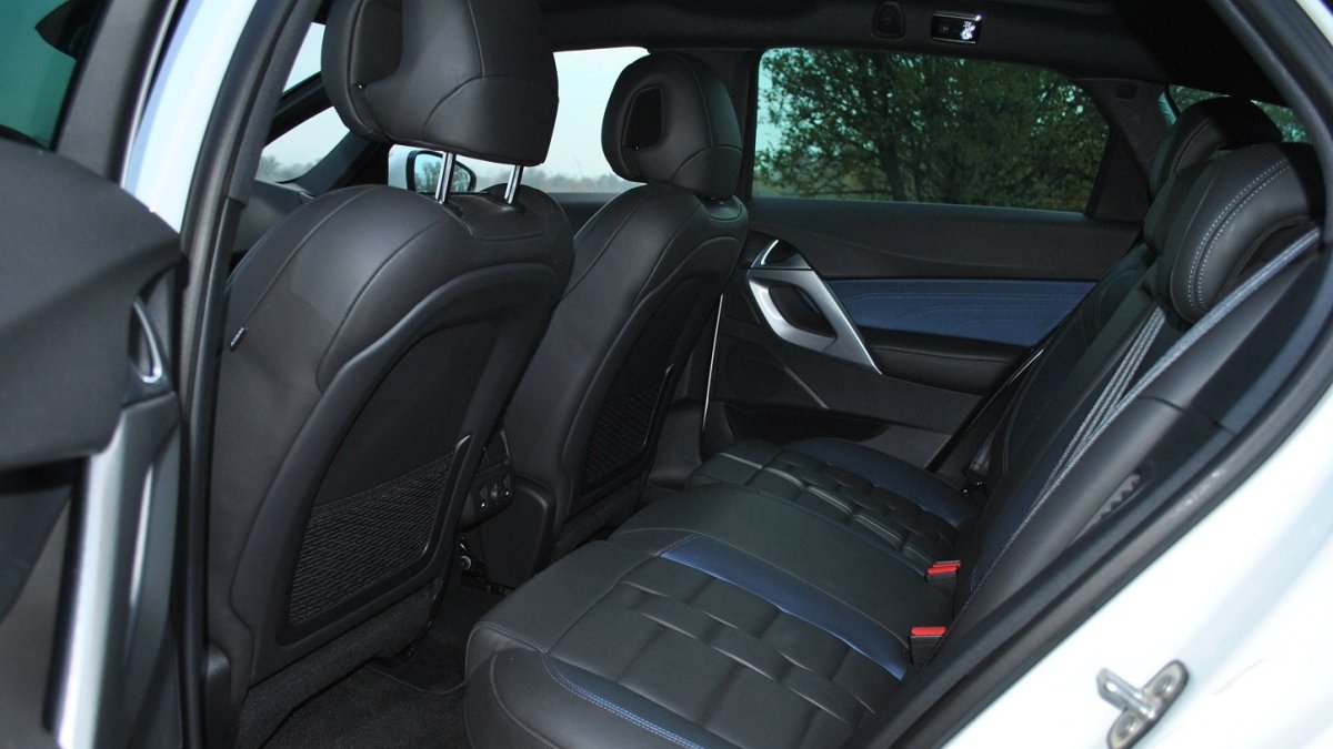 DS 5 Hybrid 4x4 (2015)