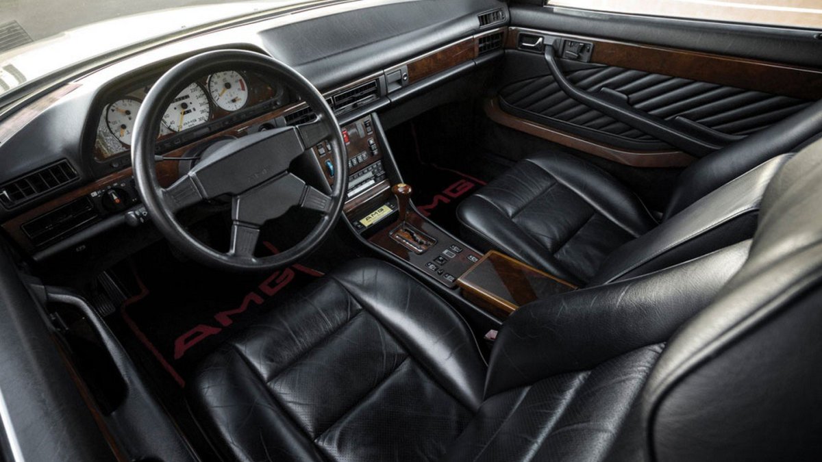 Mercedes 560 SEC 6.0 AMG