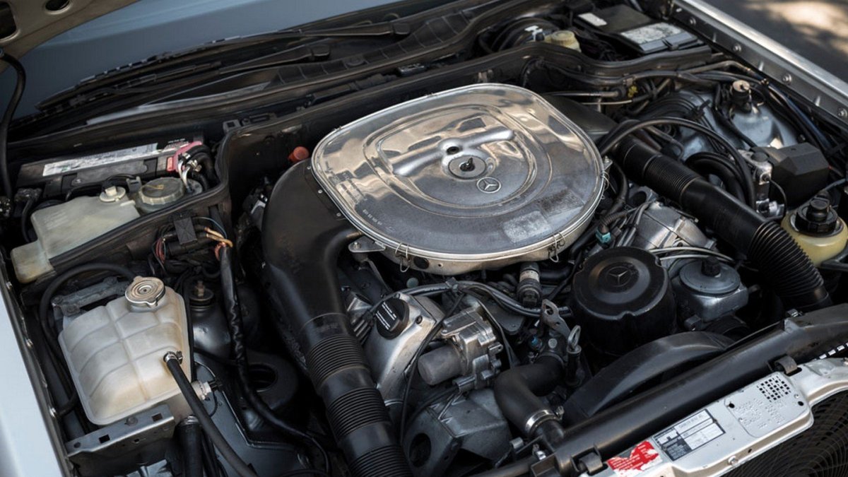 Mercedes 560 SEC 6.0 AMG